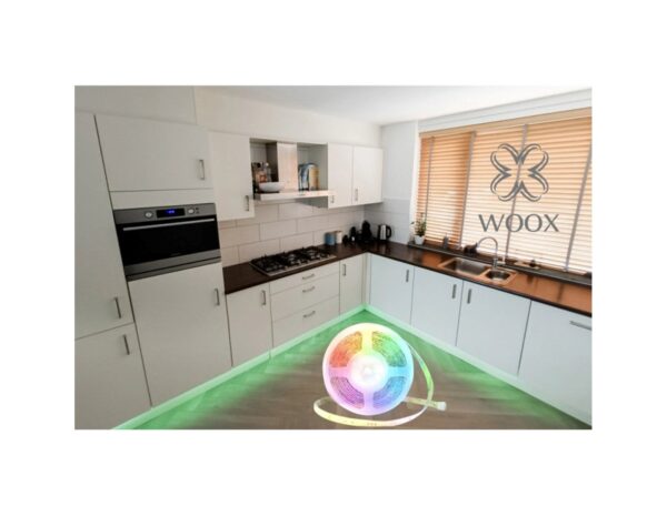 WOOX WiFi Smart LED traka RGB + muzička funkcija, 5m, 24W, 3000K-6500K, vodootporna, WooxHome app, glasovna kontrola - Alexa & Google Assistant (R5149) - Slika 2