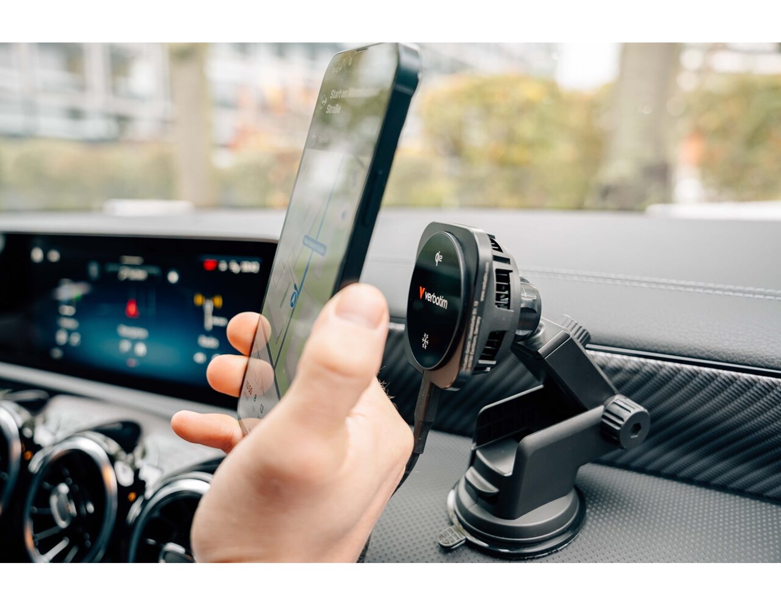 Verbatim Charge 'n' Drive Qi2 magnetski bežični auto punjač - Slika 3