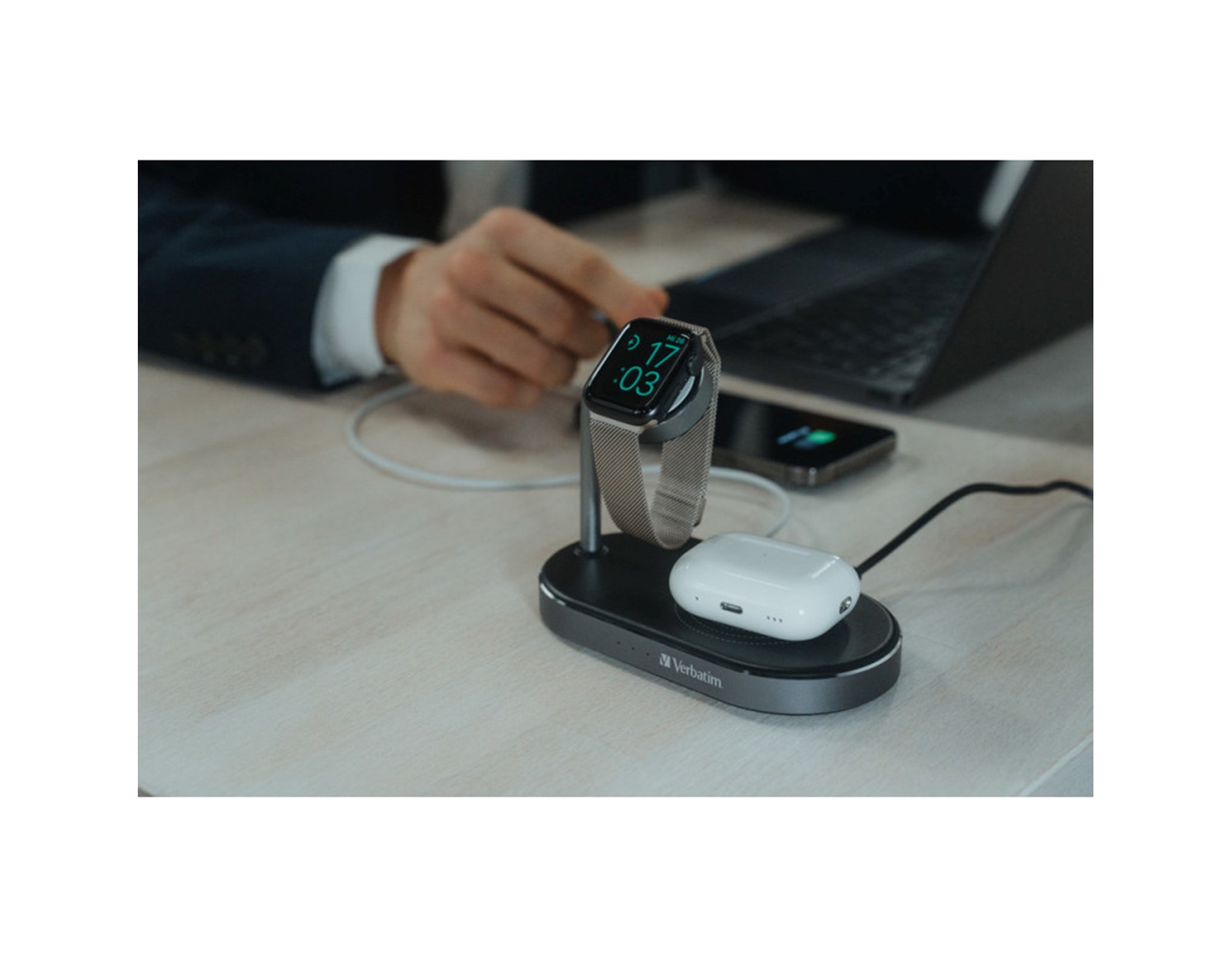 Verbatim WCS-02 stalak za punjenje 3u1 Qi/MFi Wireless + QS kabel + Apple Watch - Slika 3